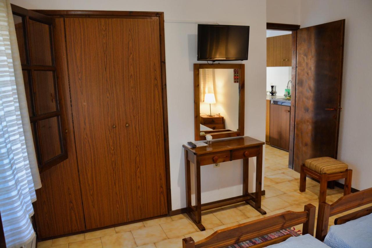Papatzikos Traditional Guesthouse Neos Marmaras Exteriör bild